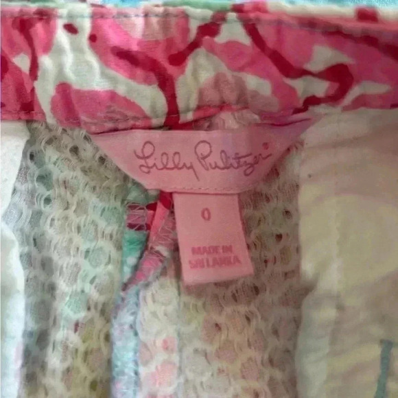 Lilly Pulitzer pastel floral shorts in size 0 - Picture 3 of 4